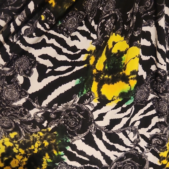 Chic Zebra Print Floral Cocktail Dress with Yellow Accent Waist Strap, Tie Back - Picture 3 of 5